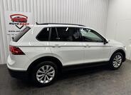 Volkswagen Tiguan 9