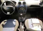 Ford Fiesta 12