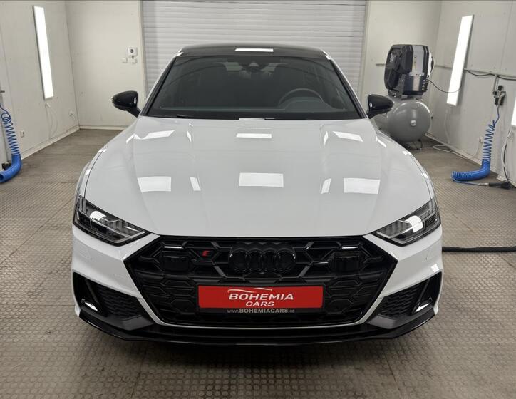 Audi S7 2