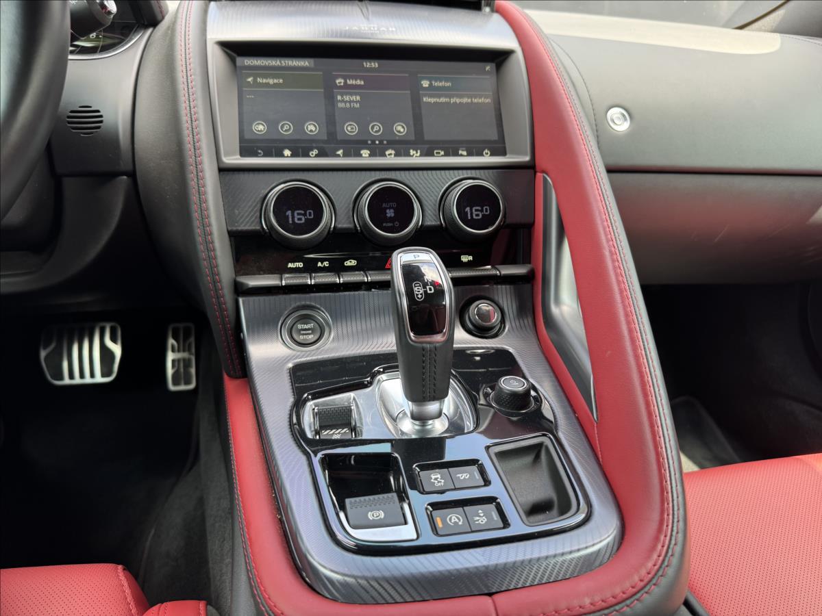 Jaguar F-Type