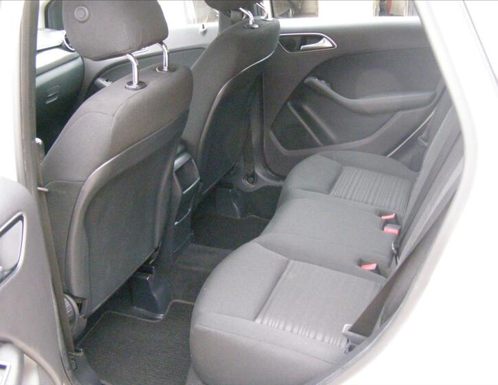 Mercedes-Benz Třídy B 15