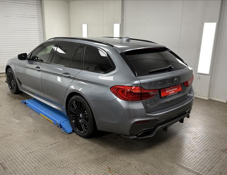 BMW Řada 5 4