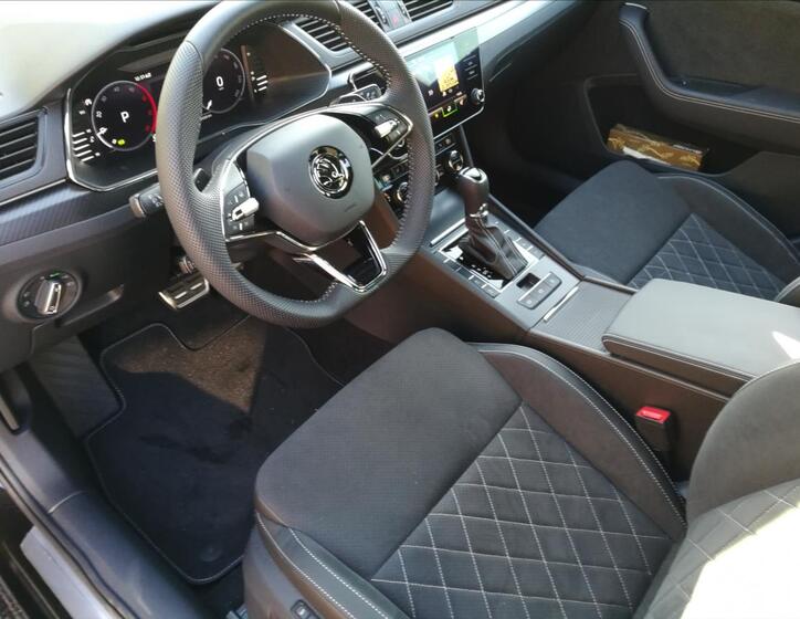 Škoda Superb 13