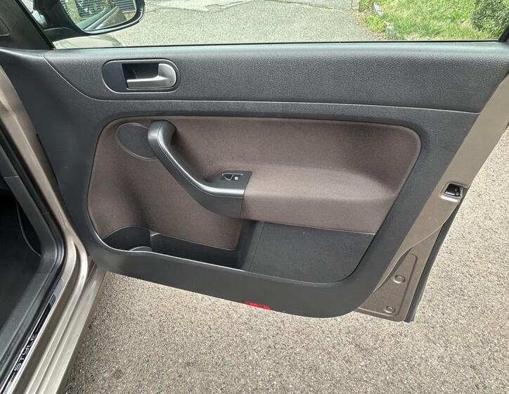 Volkswagen Golf Plus 38