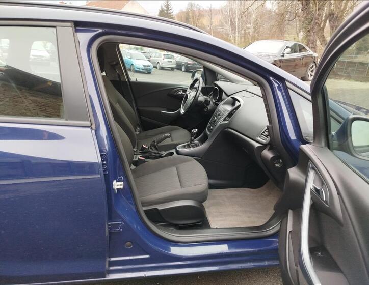 Opel Astra 10