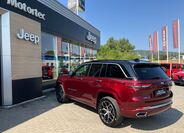 Jeep Grand Cherokee 11