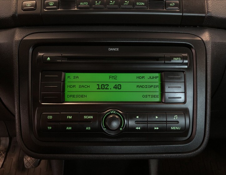 Škoda Roomster 24