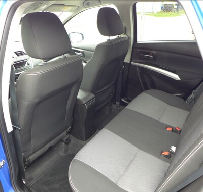 Suzuki SX4 S-Cross 28