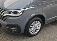 Volkswagen Multivan 9