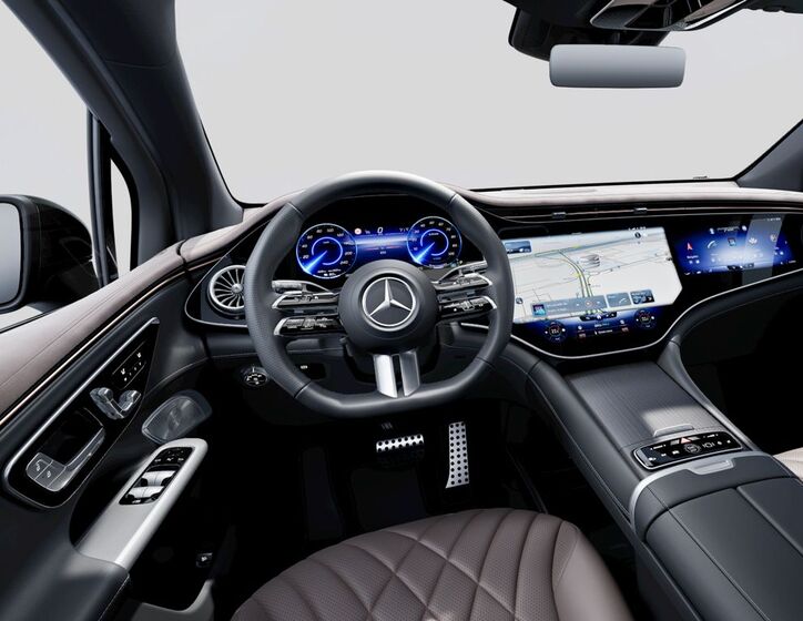 Mercedes-Benz EQE 8