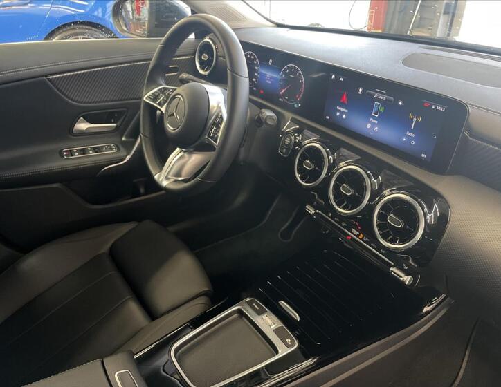 Mercedes-Benz CLA 18