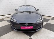 Tesla Model S 4