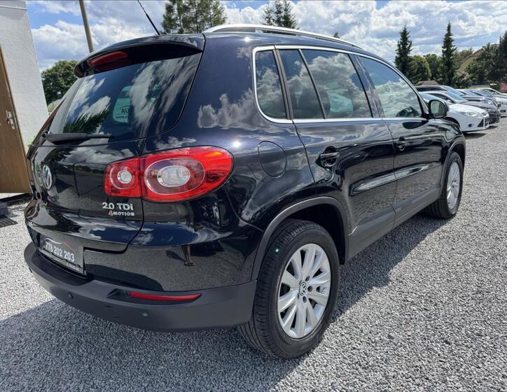 Volkswagen Tiguan 7
