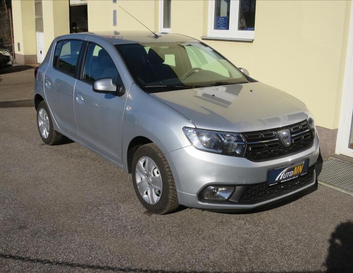 Dacia Sandero 1