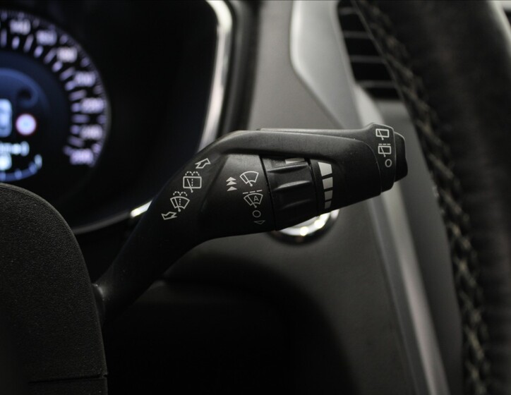 Ford Mondeo 19