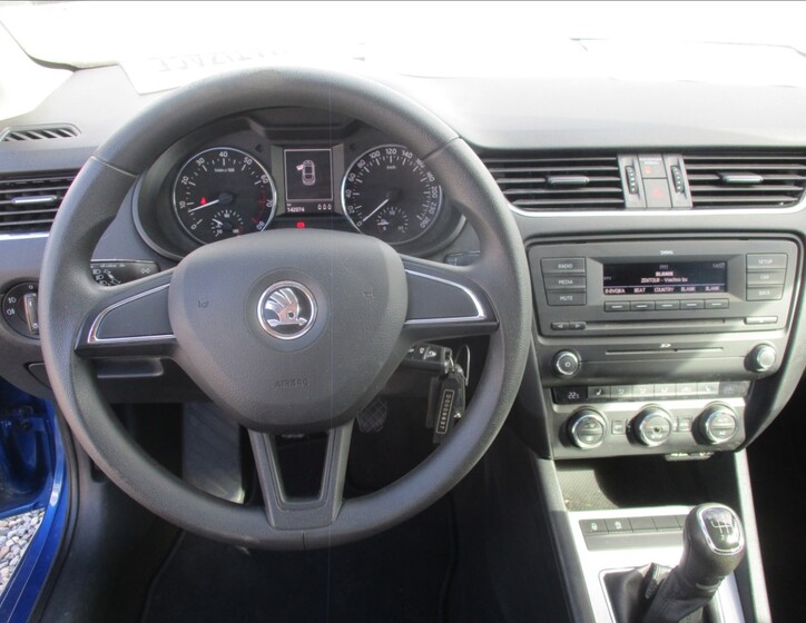 Škoda Octavia 14