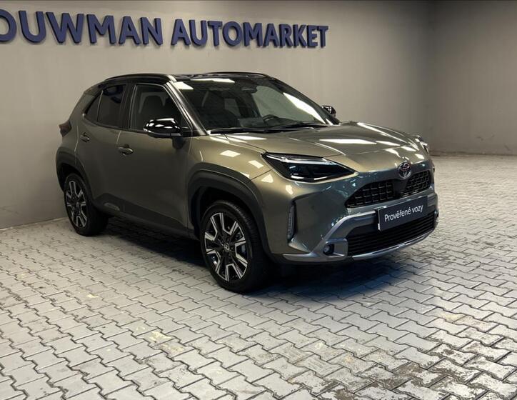 Toyota Yaris Cross 14
