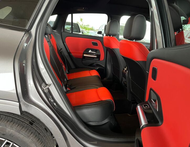 Mercedes-Benz GLA 16
