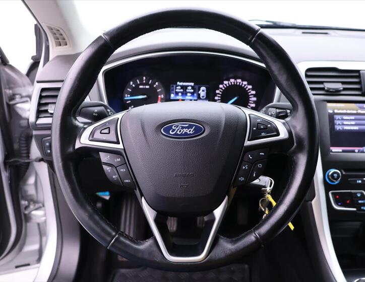 Ford Mondeo 18