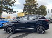 MG ZS 8