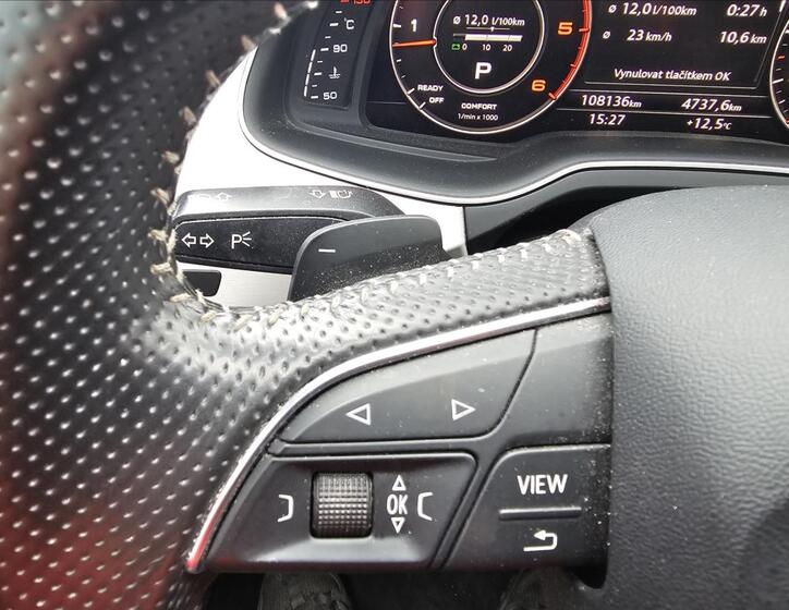 Audi Q7 16