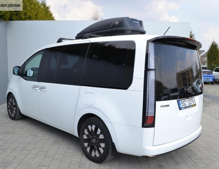 Hyundai Staria 3
