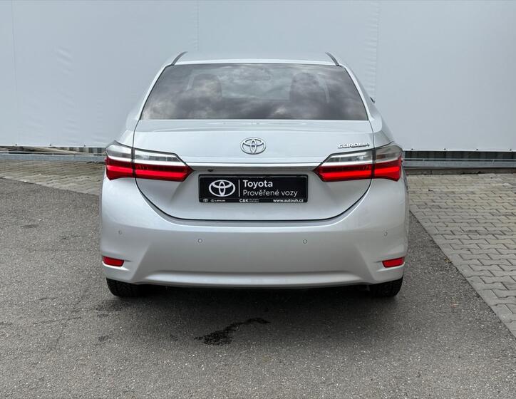 Toyota Corolla 5