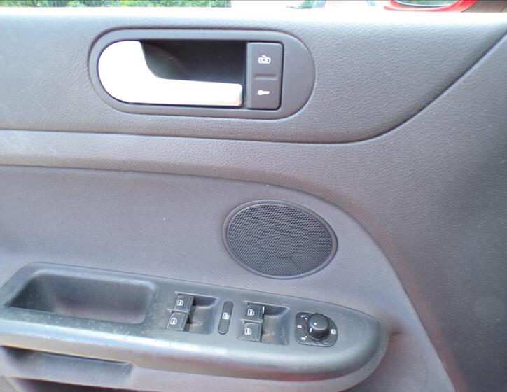 Volkswagen Golf Plus 11