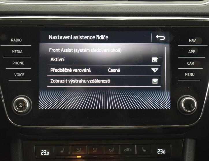 Škoda Superb 25