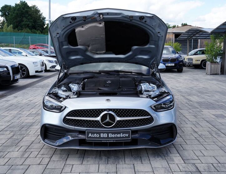 Mercedes-Benz Třídy C 9