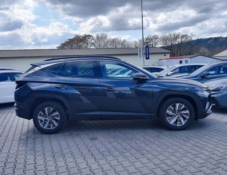Hyundai Tucson 4