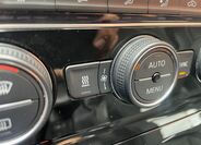 Volkswagen Golf 23