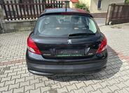 Peugeot 207 4