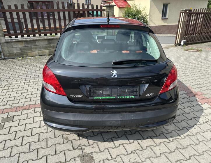 Peugeot 207 4