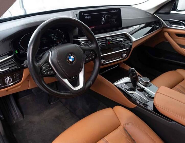 BMW Řada 5 11