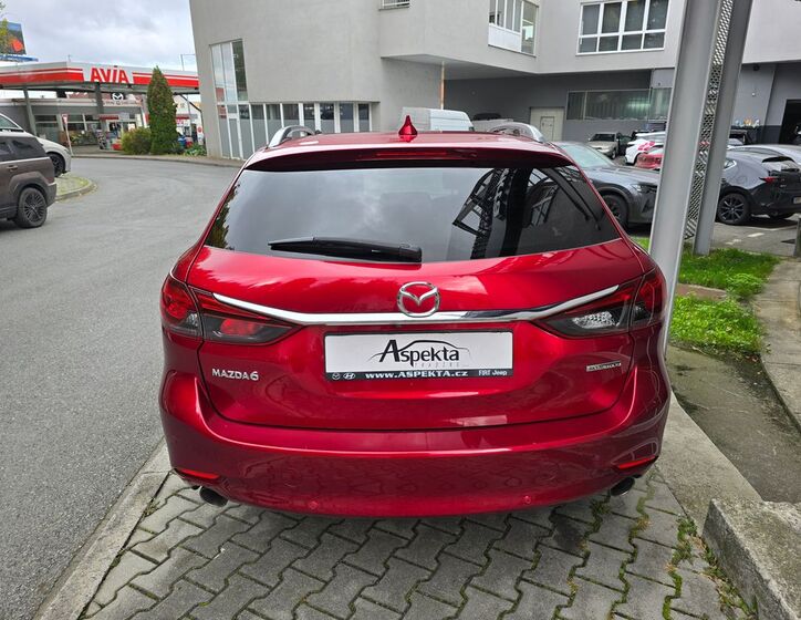Mazda 6 4