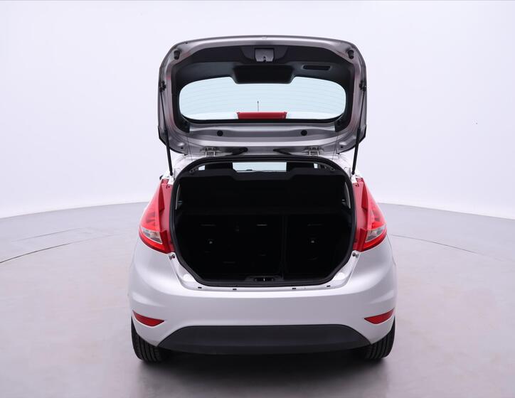 Ford Fiesta 9