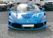 Ferrari F8 3