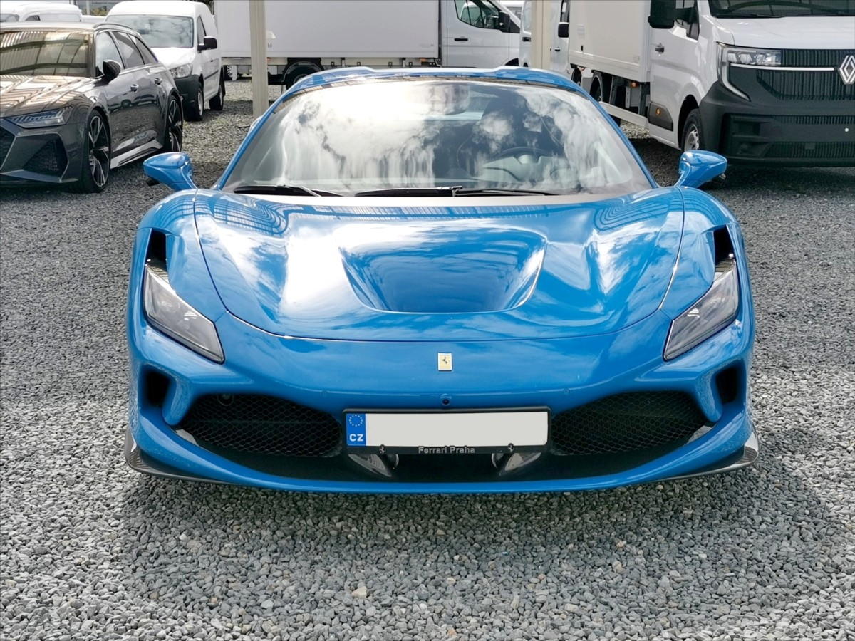 Ferrari F8