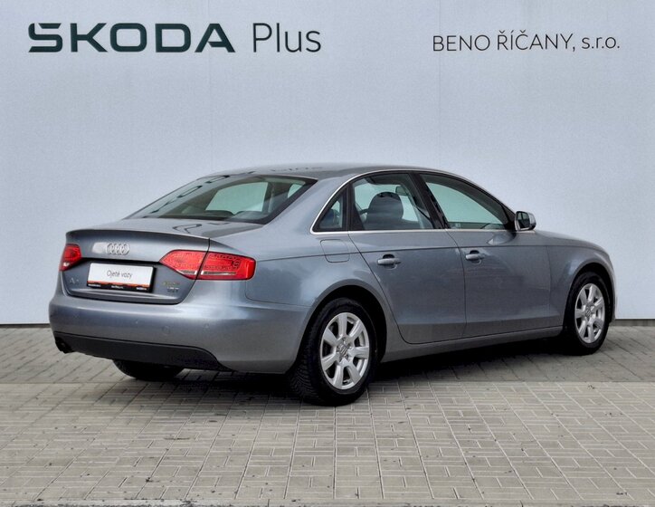Audi A4 2