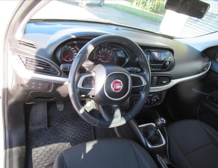 Fiat Tipo 11
