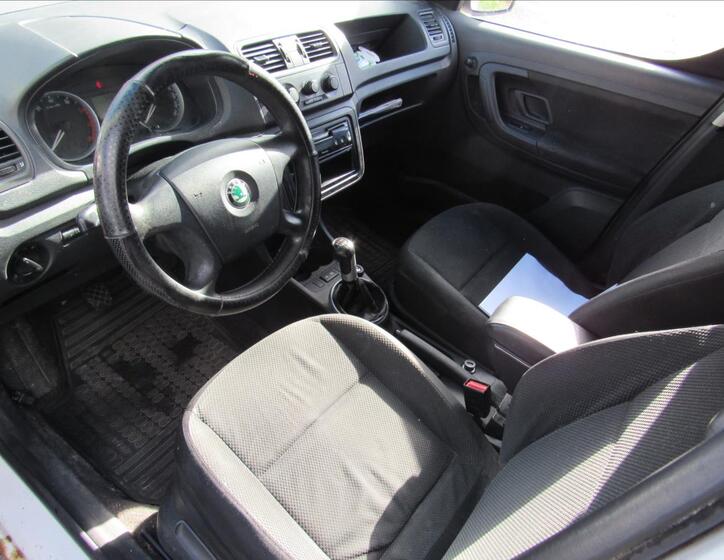 Škoda Praktik 9