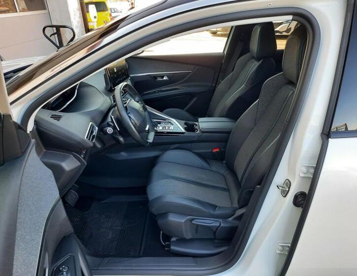 Peugeot 3008 12