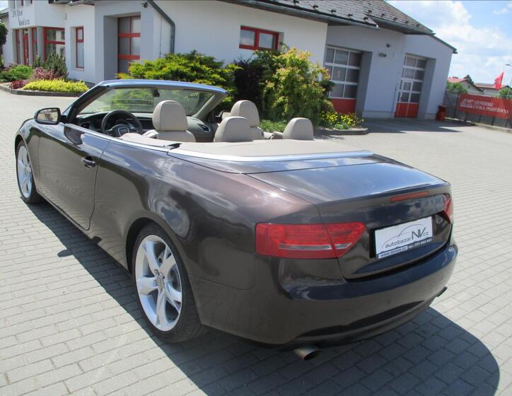 Audi A5 3