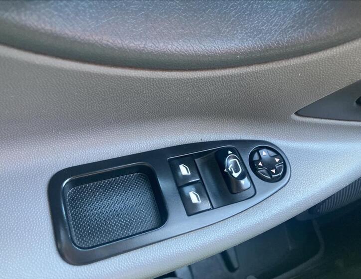 Peugeot Expert 15
