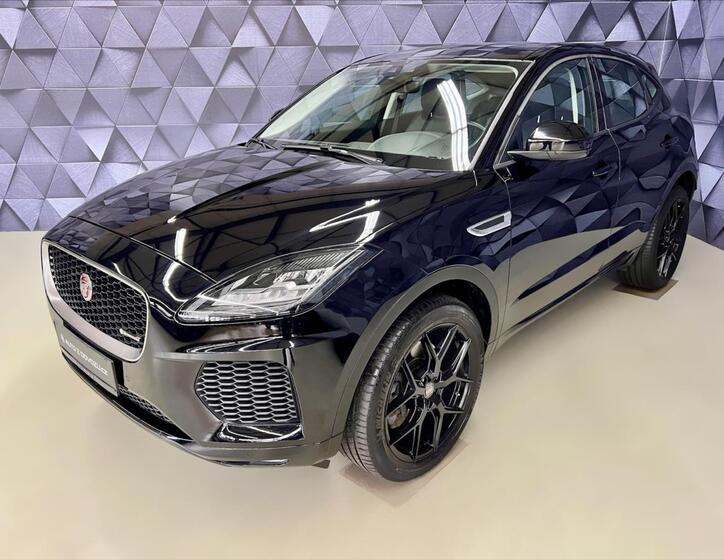 Jaguar E-Pace 1