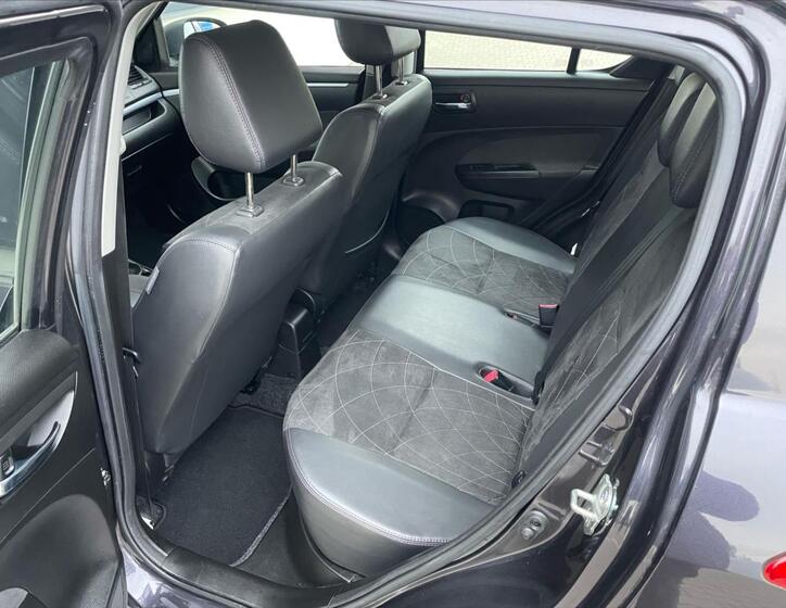 Suzuki Swift 11