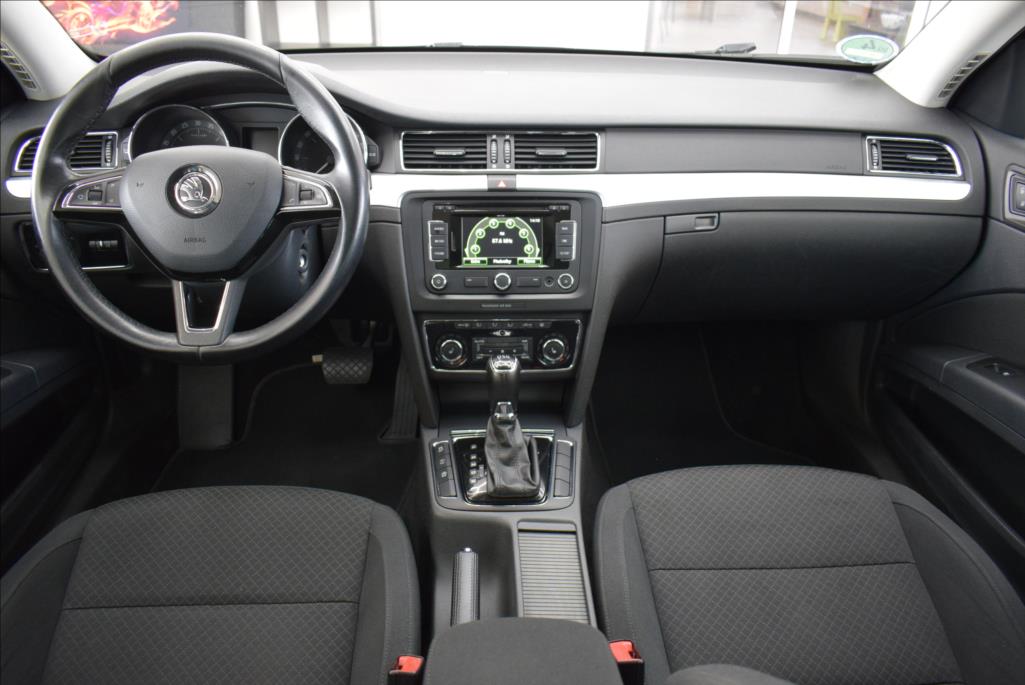 Škoda Superb