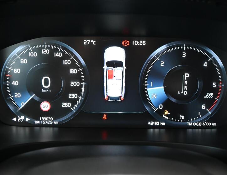 Volvo V90 13