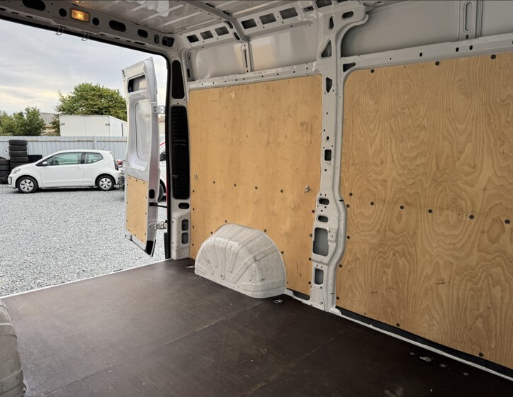 Peugeot Boxer 21